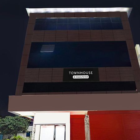 Townhouse Bidadi Formerly Royal Garuda Exterior foto