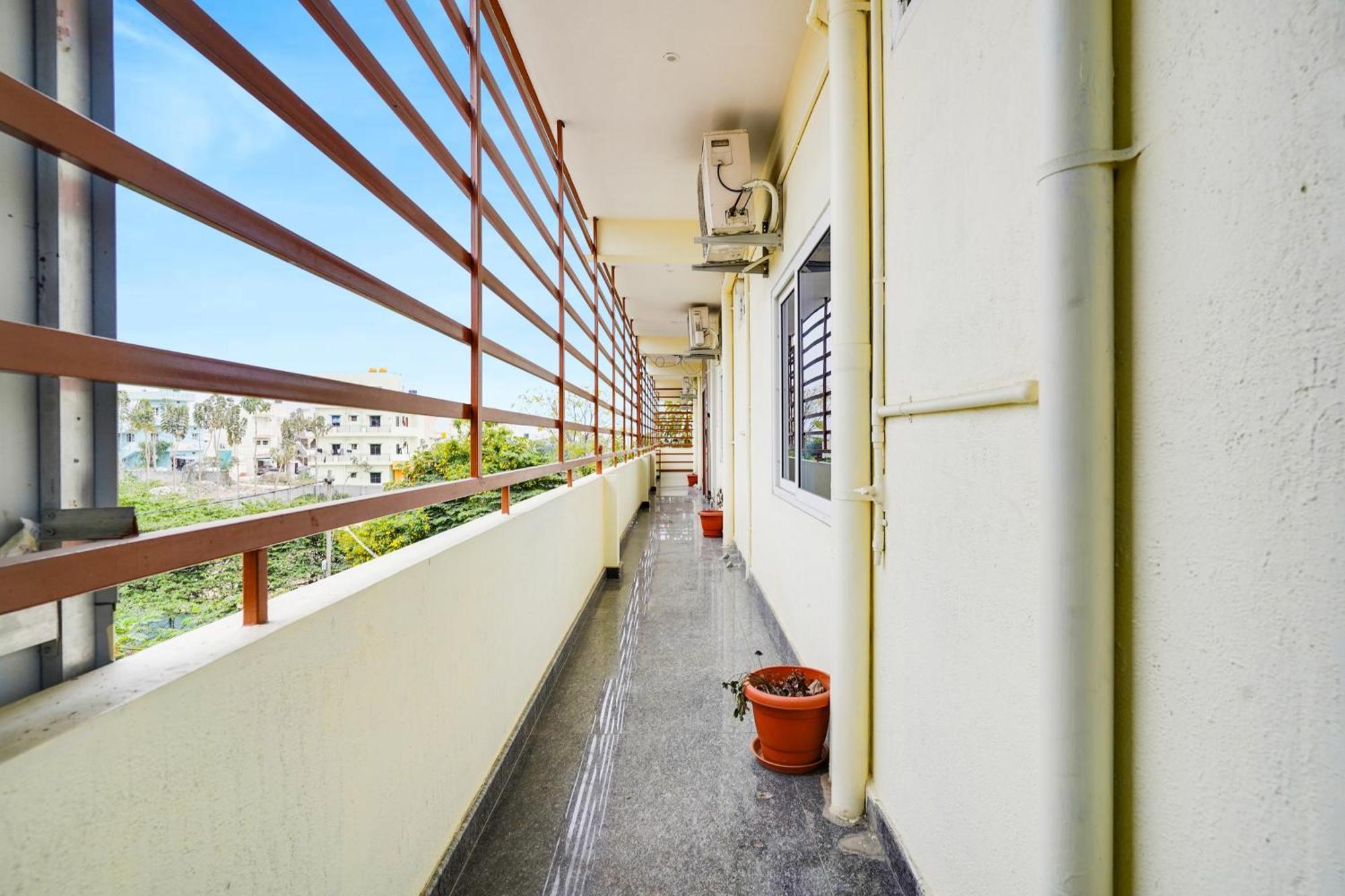 Townhouse Bidadi Formerly Royal Garuda Exterior foto
